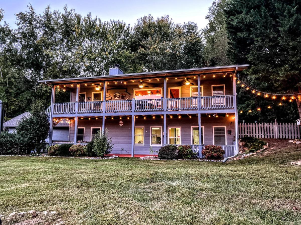 Ole Smoky Bnb - Game Room, Hot Tub, Mtn Views! Pigeon Forge Exterior foto
